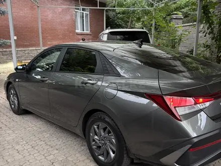 Hyundai Elantra 2024 года за 8 800 000 тг. в Актобе – фото 7