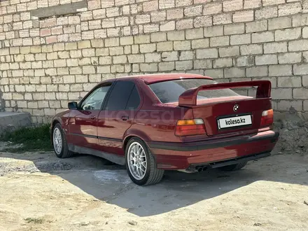 BMW 328 1996 года за 2 800 000 тг. в Актау