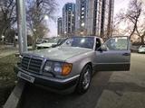 Mercedes-Benz E 230 1992 года за 1 600 000 тг. в Алматы – фото 3