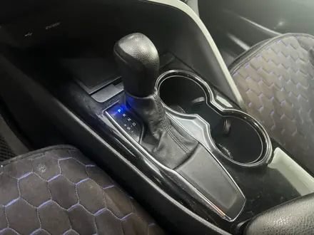 Toyota Camry 2020 года за 7 204 500 тг. в Астана – фото 13