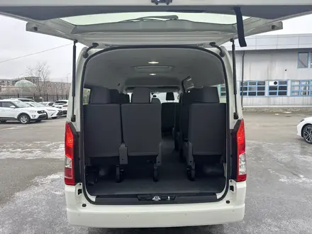 Toyota Hiace 2025 года за 30 190 000 тг. в Атырау – фото 16