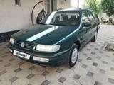 Volkswagen Passat 1996 года за 2 690 000 тг. в Тараз