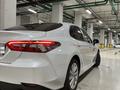 Toyota Camry 2021 годаүшін17 250 000 тг. в Астана – фото 5