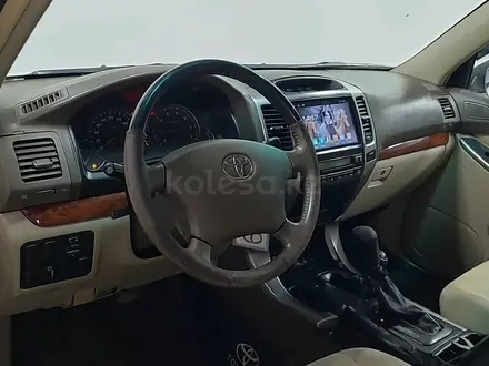 Toyota Land Cruiser Prado 2006 года за 9 790 000 тг. в Алматы – фото 21