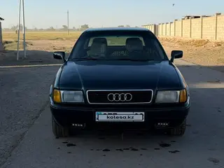 Audi 80