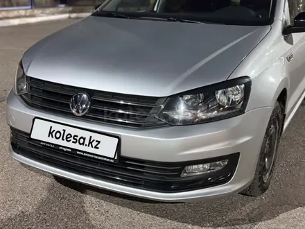 Volkswagen Polo 2017 года за 5 500 000 тг. в Жезказган