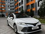 Toyota Camry 2020 года за 14 900 000 тг. в Алматы – фото 4