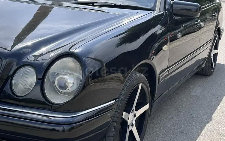 Mercedes-Benz E 280 1997 года за 3 500 000 тг. в Тараз