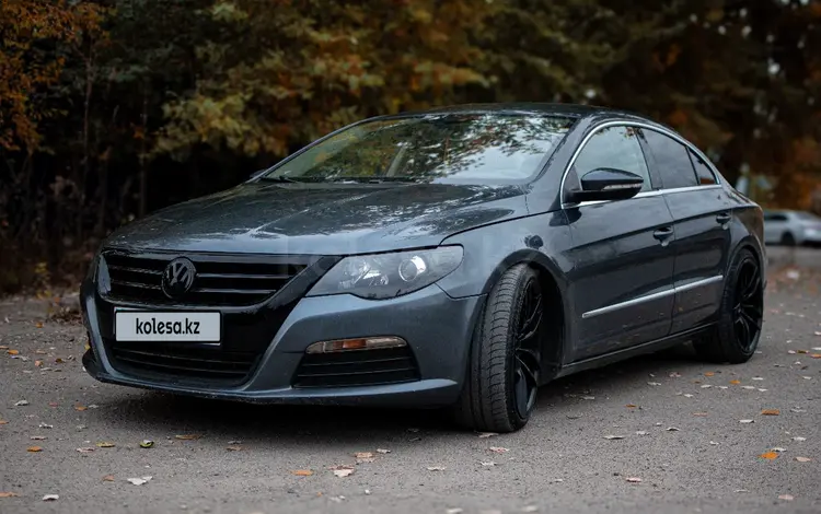 Volkswagen Passat CC 2011 года за 8 500 000 тг. в Астана