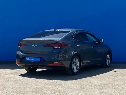 Hyundai Elantra 2019 года за 8 840 000 тг. в Алматы – фото 3