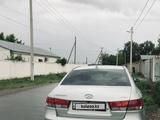Hyundai Sonata 2005 года за 2 500 000 тг. в Тараз – фото 2