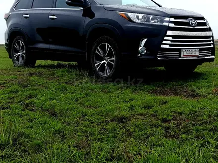 Toyota Highlander 2016 года за 12 500 000 тг. в Уральск – фото 2