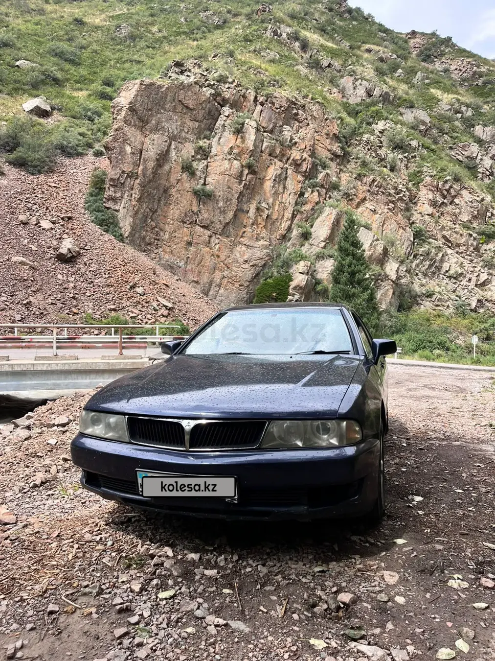 Mitsubishi Diamante, 2000