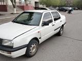 Volkswagen Vento 1993 годаfor850 000 тг. в Астана – фото 4