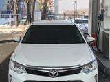 Toyota Camry 2015 годаүшін11 600 000 тг. в Алматы – фото 2