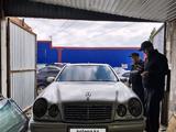 Mercedes-Benz E 320 1997 года за 2 500 000 тг. в Алматы
