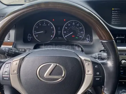 Lexus ES 350 2015 года за 9 800 000 тг. в Актау – фото 15