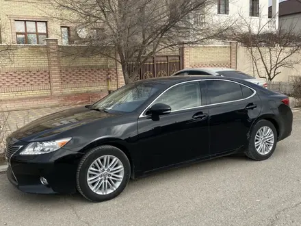 Lexus ES 350 2015 года за 9 800 000 тг. в Актау – фото 4