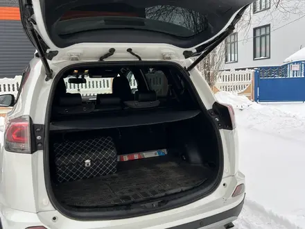 Toyota RAV4 2016 годаүшін11 500 000 тг. в Актобе – фото 6