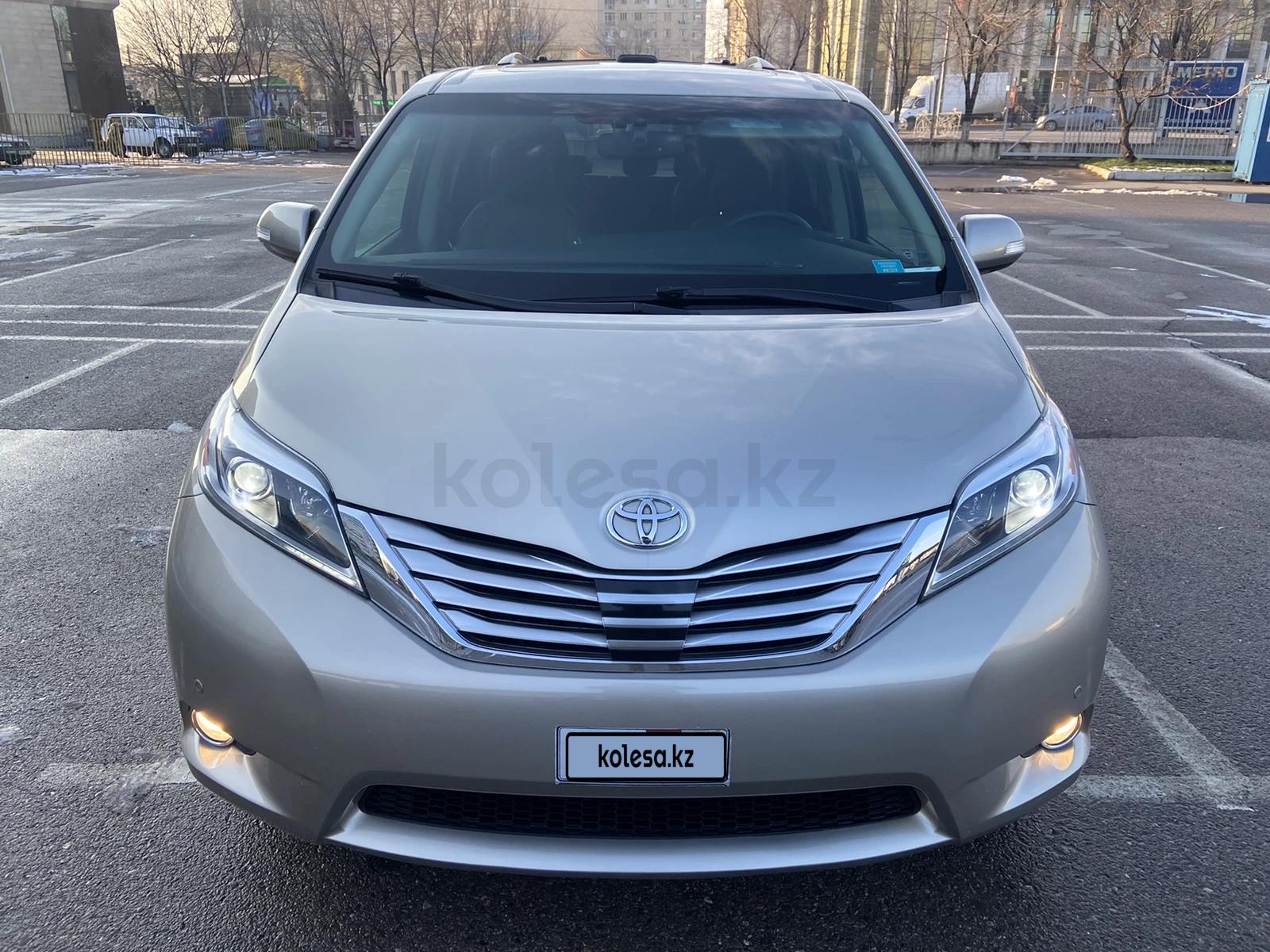 Toyota Sienna 2016 г.