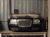 Ноускат на Chrysler 300c/фары бампер фонари крыло акпп крайслер за 32 000 тг. в Алматы