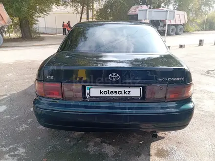 Toyota Camry 1996 года за 1 600 000 тг. в Алматы – фото 2