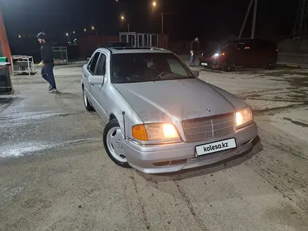 Mercedes-Benz C 200 1996 года за 1 800 000 тг. в Актау – фото 5