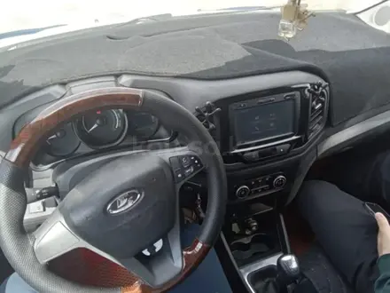 ВАЗ (Lada) XRAY 2017 года за 3 500 000 тг. в Уральск – фото 8