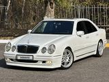 Mercedes-Benz E 55 AMG 2001 годаүшін8 000 000 тг. в Караганда – фото 2