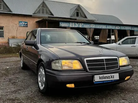 Mercedes-Benz C 220 1994 года за 3 000 000 тг. в Алматы – фото 2