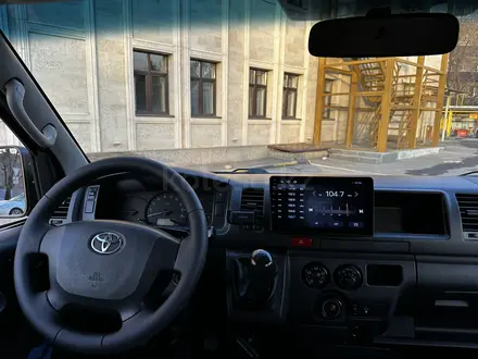 Toyota Hiace 2015 года за 16 000 000 тг. в Алматы – фото 11