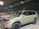 Toyota Highlander 2005 годаfor6 800 000 тг. в Турара Рыскулова