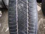 ОДНА шина 245/45 R20 — "Pirelli Scorpion Winter" (Великобритания) за 23 000 тг. в Астана