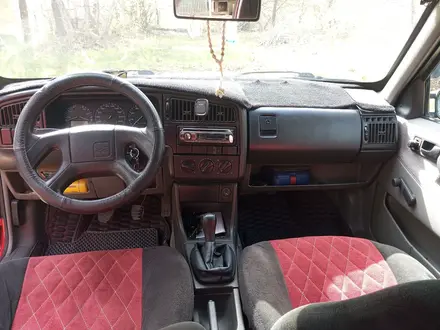Volkswagen Passat 1989 года за 1 000 000 тг. в Семей – фото 4