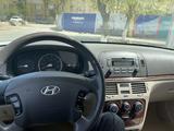 Hyundai Sonata 2006 года за 4 500 000 тг. в Жанаозен – фото 5