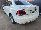 Volkswagen Polo 2015 годаfor4 700 000 тг. в Атырау – фото 3