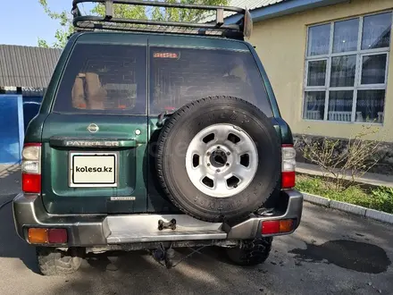 Nissan Patrol 2004 года за 7 000 000 тг. в Алматы – фото 4