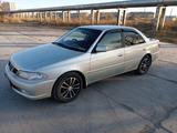 Toyota Carina 1998 годаfor3 500 000 тг. в Семей