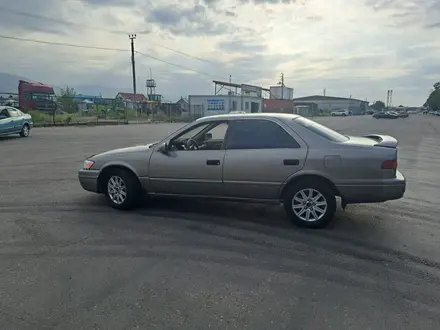 Toyota Camry 1998 года за 2 600 000 тг. в Алматы – фото 12