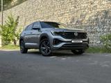 Volkswagen Atlas 2023 года за 29 500 000 тг. в Алматы