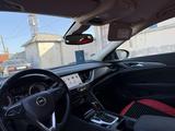 Opel Insignia 2018 года за 9 000 000 тг. в Шымкент – фото 2