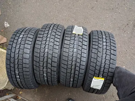 Шины Dunlop 235/40/r18 WM02 за 80 000 тг. в Алматы