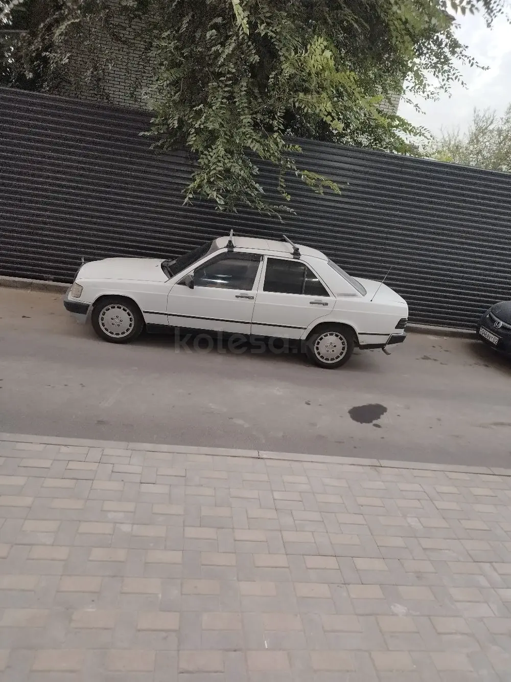 Mercedes-Benz 190, 1989