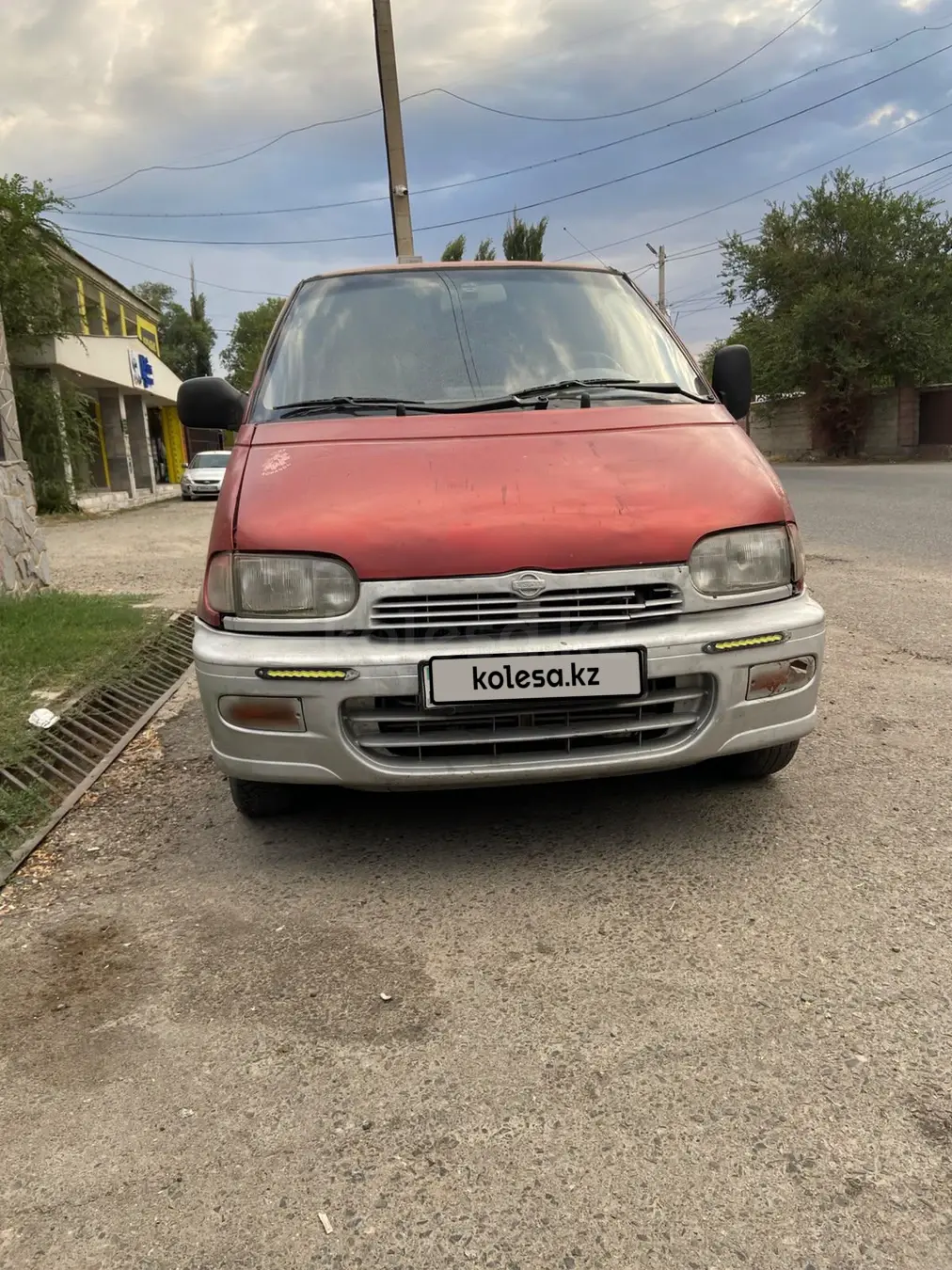 Nissan Serena, 1999