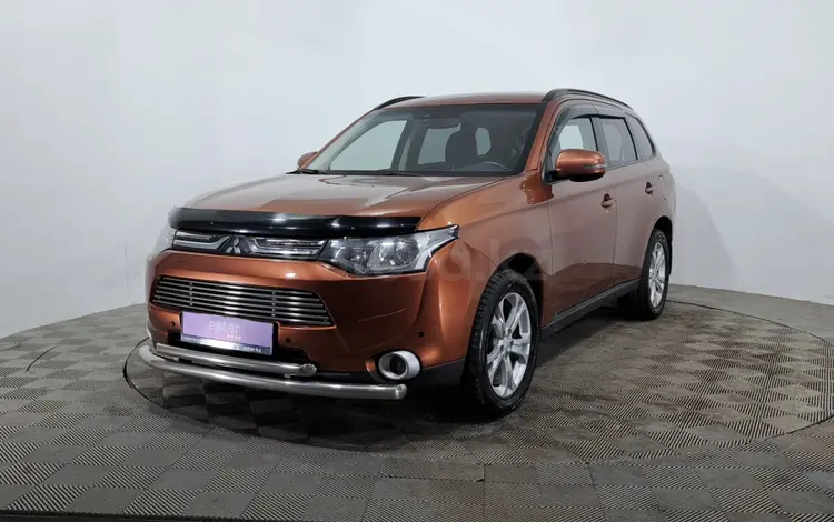 Mitsubishi Outlander 2012 года за 6 440 000 тг. в Астана