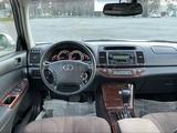 Toyota Camry 2005 года за 6 600 000 тг. в Шымкент – фото 4