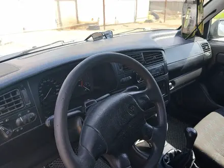 Volkswagen Golf 1996 года за 1 450 000 тг. в Астана – фото 6