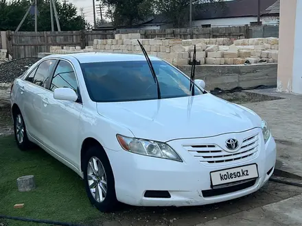 Toyota Camry 2007 года за 4 800 000 тг. в Макат – фото 3