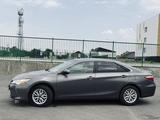 Toyota Camry 2015 года за 8 300 000 тг. в Алматы – фото 2