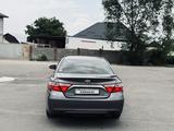Toyota Camry 2015 года за 8 300 000 тг. в Алматы – фото 4